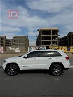 جيب جراند شيروكي